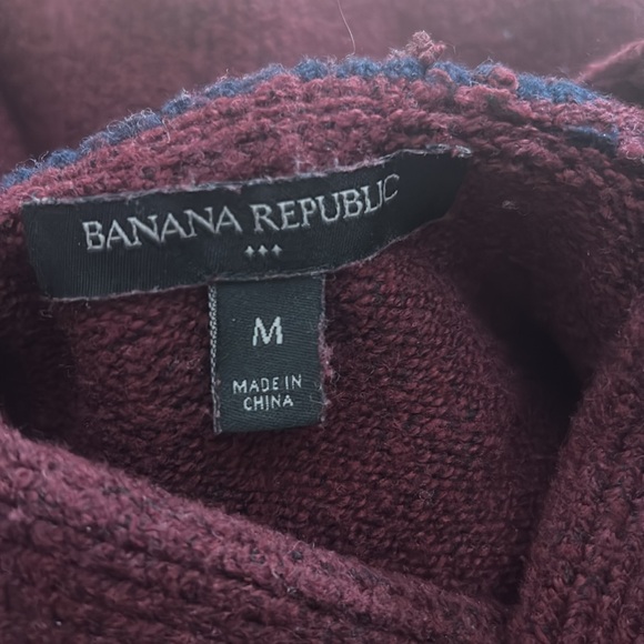 Banana Republic burgundy turtleneck sweater - Picture 2 of 3